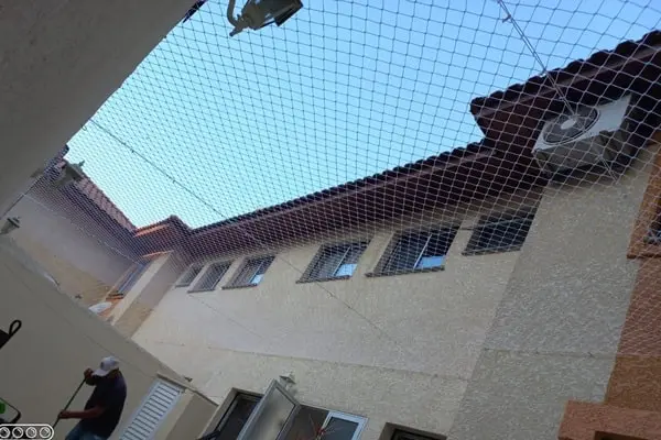 Redes de proteção em Itaquera