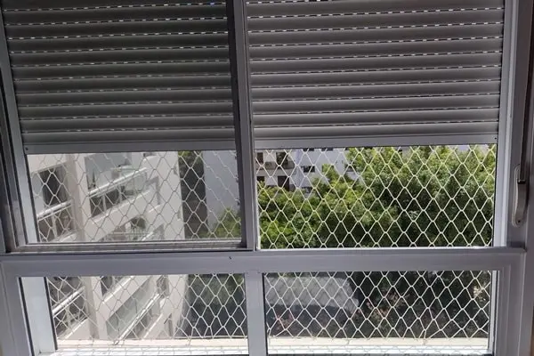Redes de proteção no Jaguaré para janelas