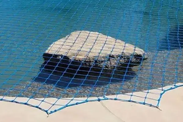 Telas de proteção para pisicinas