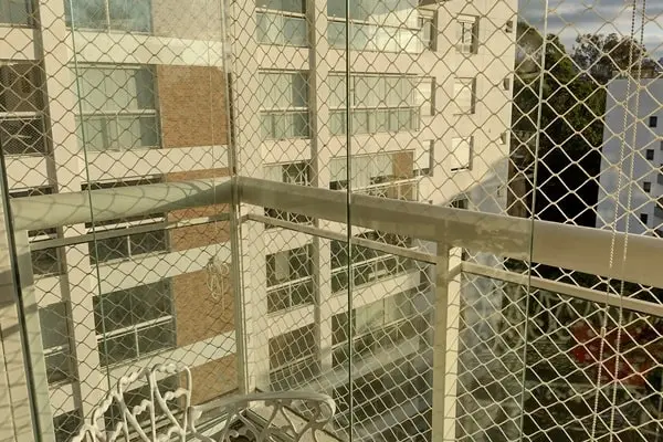 Redes de proteção no Jardim São Luís